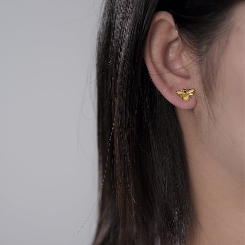 Cute Honeybee - Stud Earrings