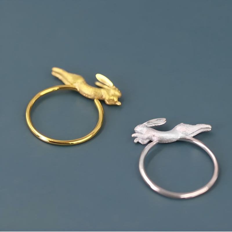 Running Bunny - Adjustable Ring | NEW