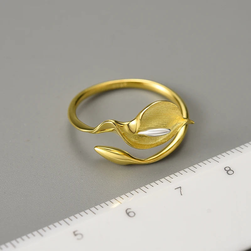 Calla Lily - Adjustable Ring | NEW