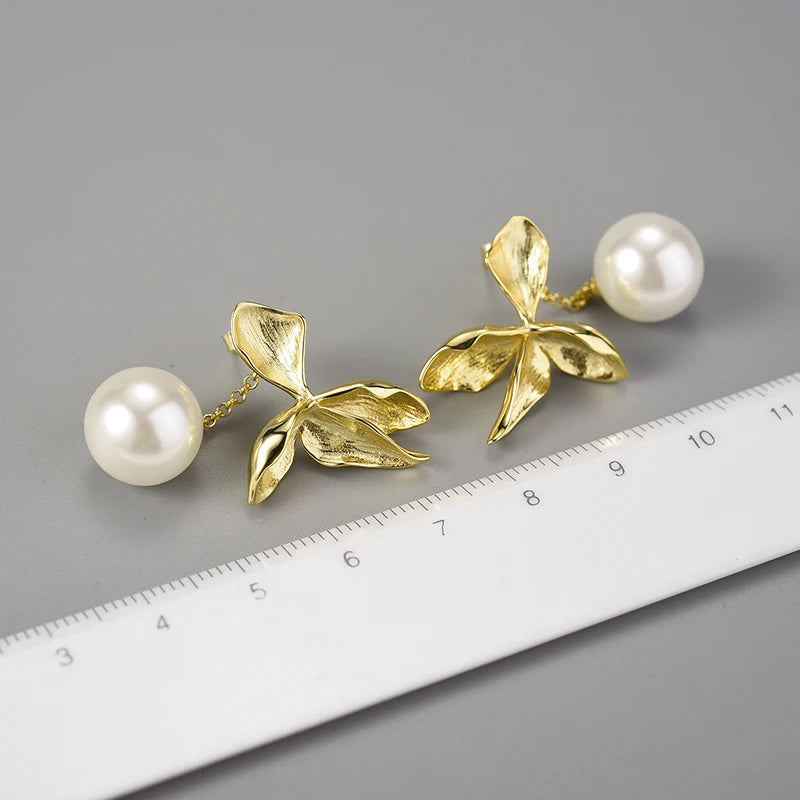 Four Leaf Pearl - Dangle Earrings | NEW