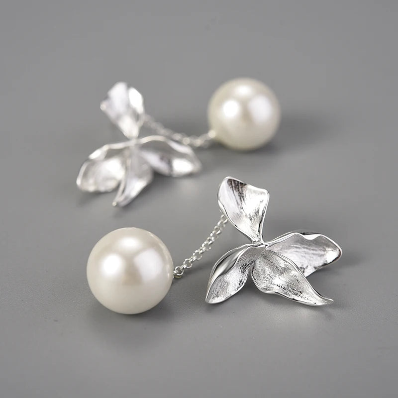 Four Leaf Pearl - Dangle Earrings | NEW
