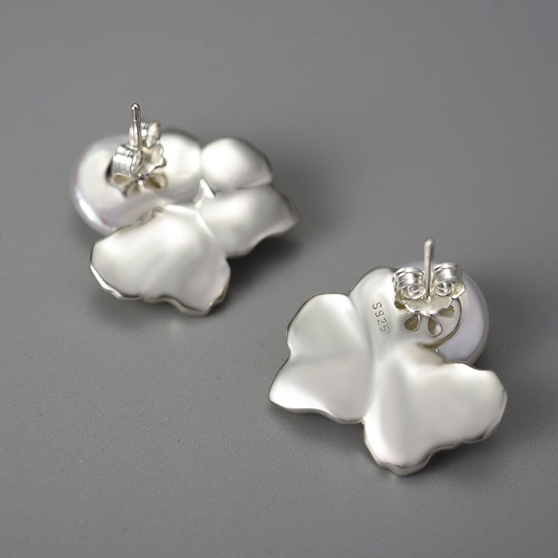 Baroque Pearl - Stud Earrings