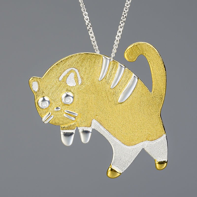 Startled Cat - Handmade Pendant