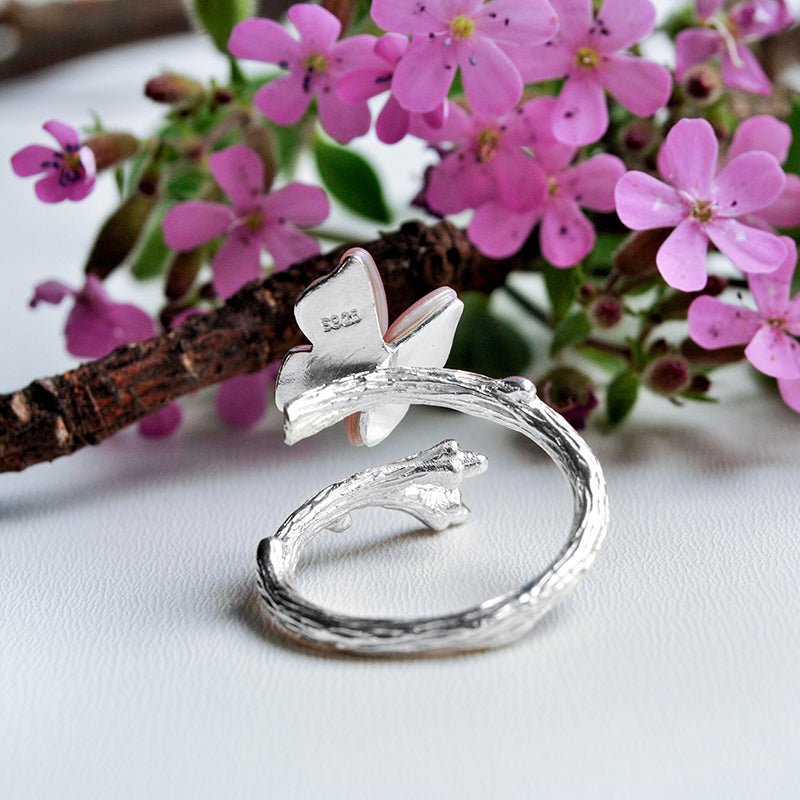 Resting Butterfly - Adjustable Ring - MetalVoque