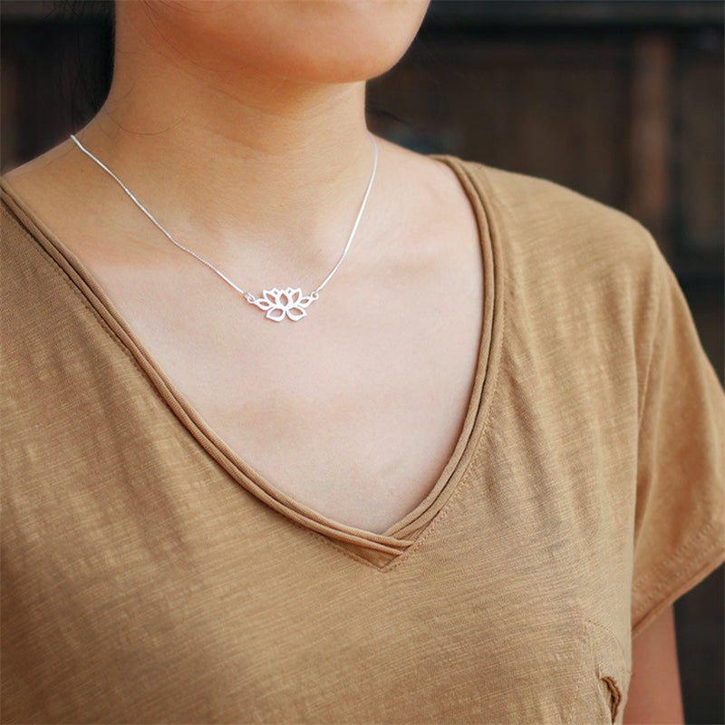 Minimal Lotus - Handmade Necklace | NEW - MetalVoque