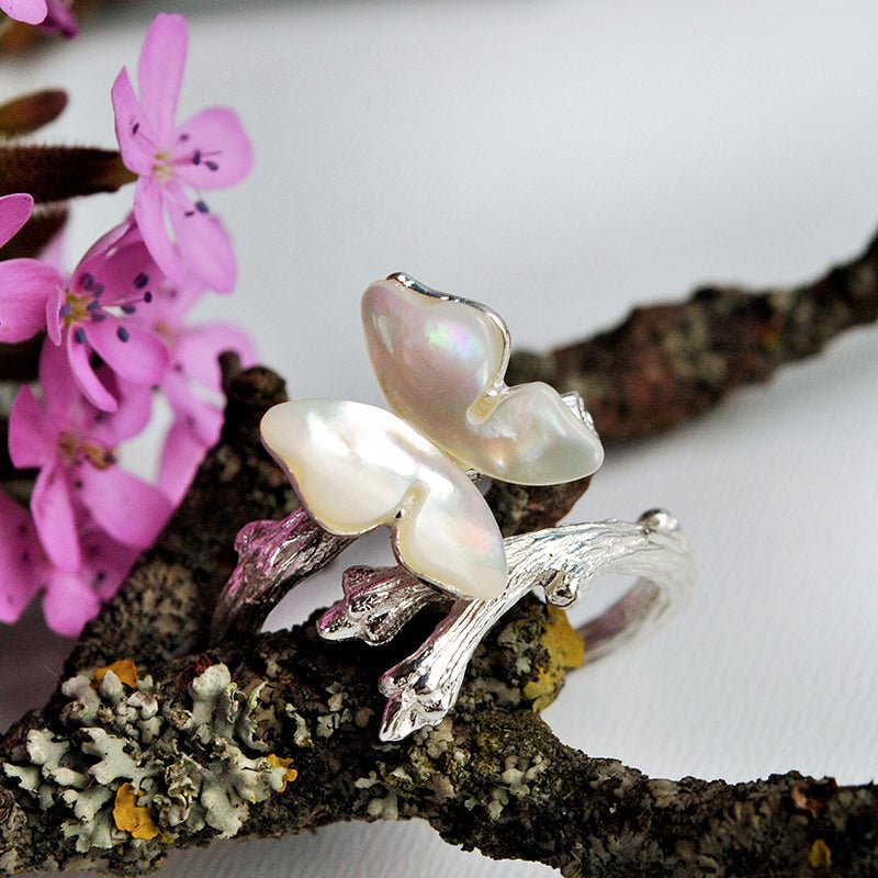 Resting Butterfly - Adjustable Ring - MetalVoque