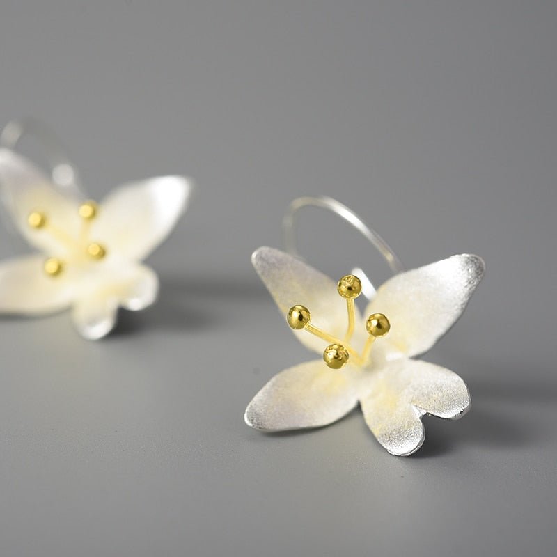 Blooming Lily - Dangle Earrings