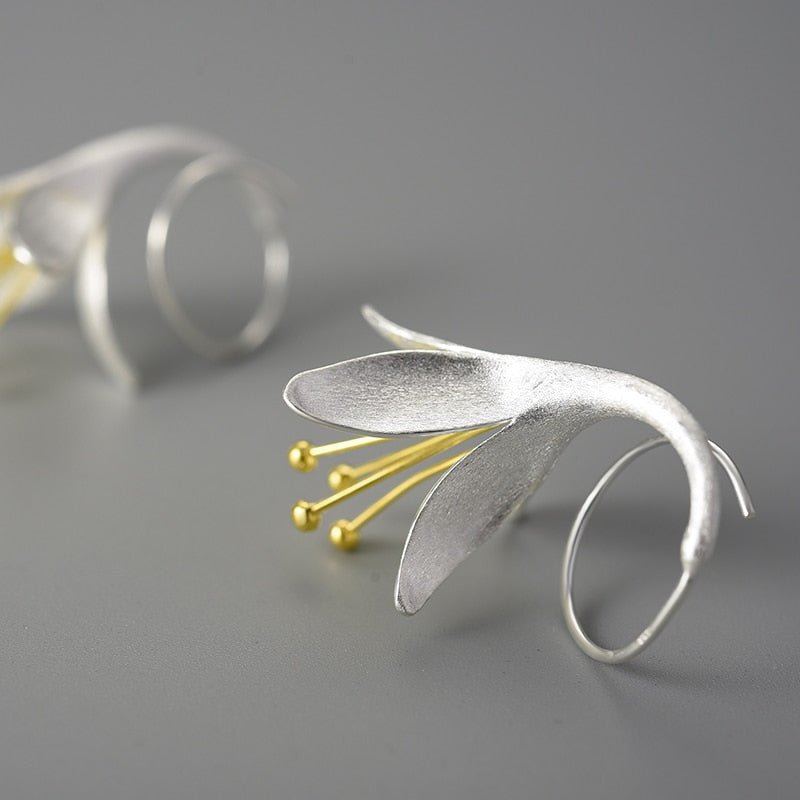 Blooming Lily - Dangle Earrings