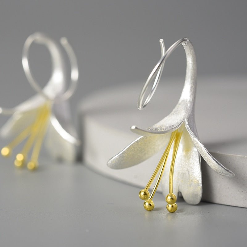 Blooming Lily - Dangle Earrings