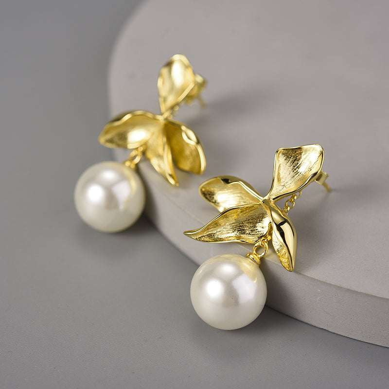 Four Leaf Pearl - Dangle Earrings | NEW