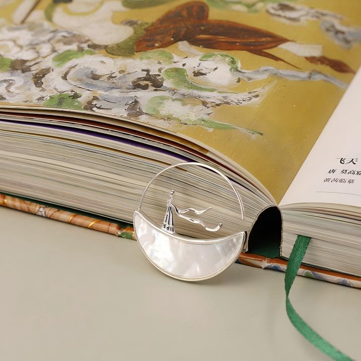 The Silk Road - Hoop Earrings | NEW