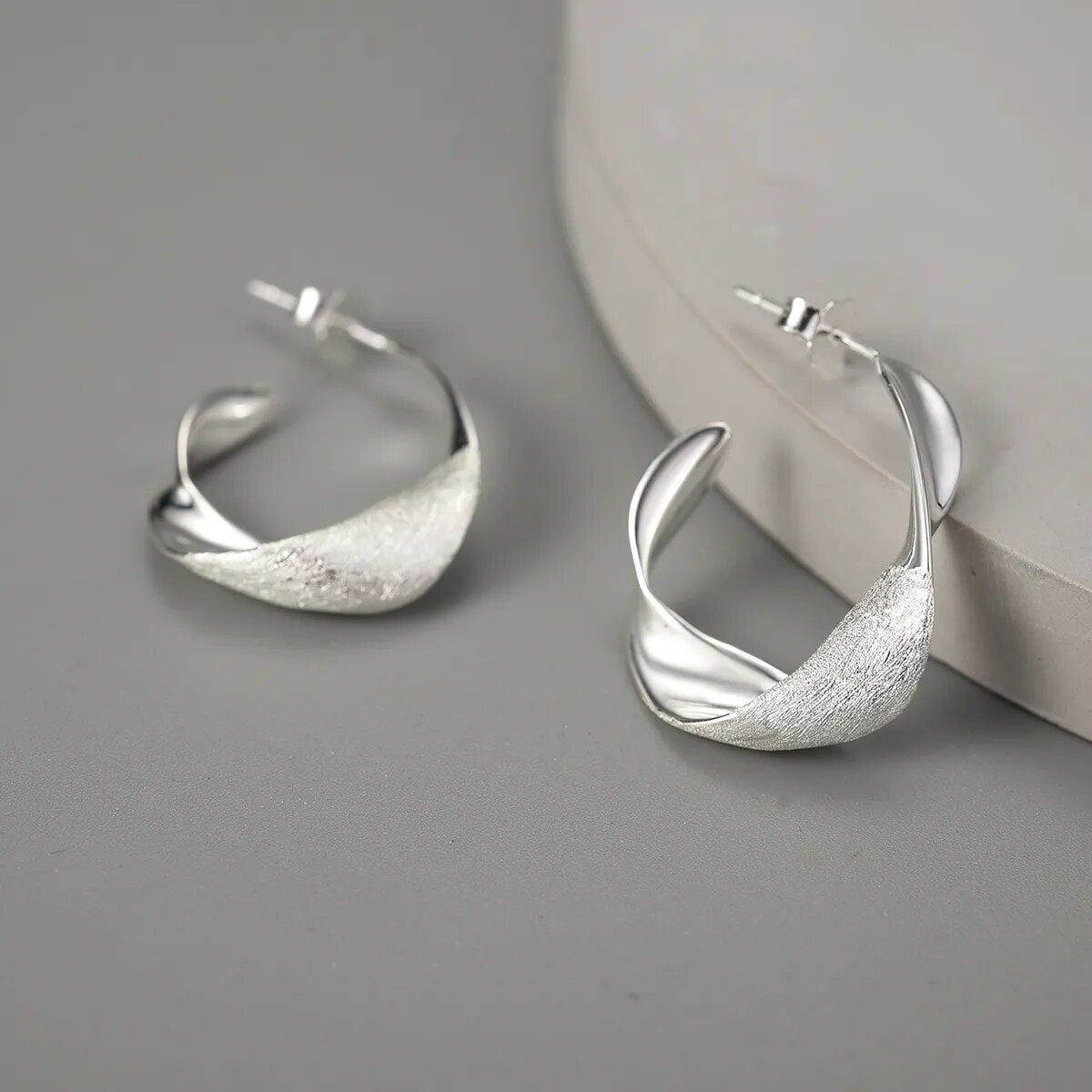 Curled Leaf  - Hoop Earrings | NEW