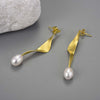 Twisted Pearl - Dangle Earrings