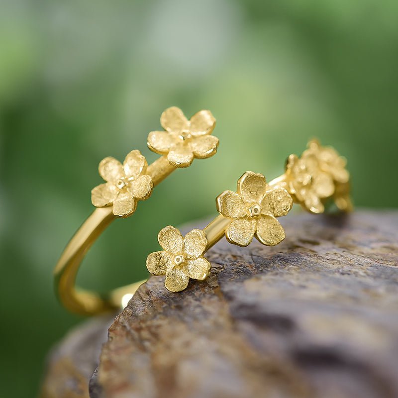 Small Forget-me-not Flowers - Adjustable Ring