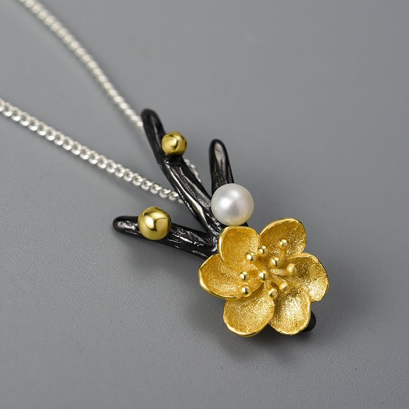 Winter Blossom - Handmade Necklace