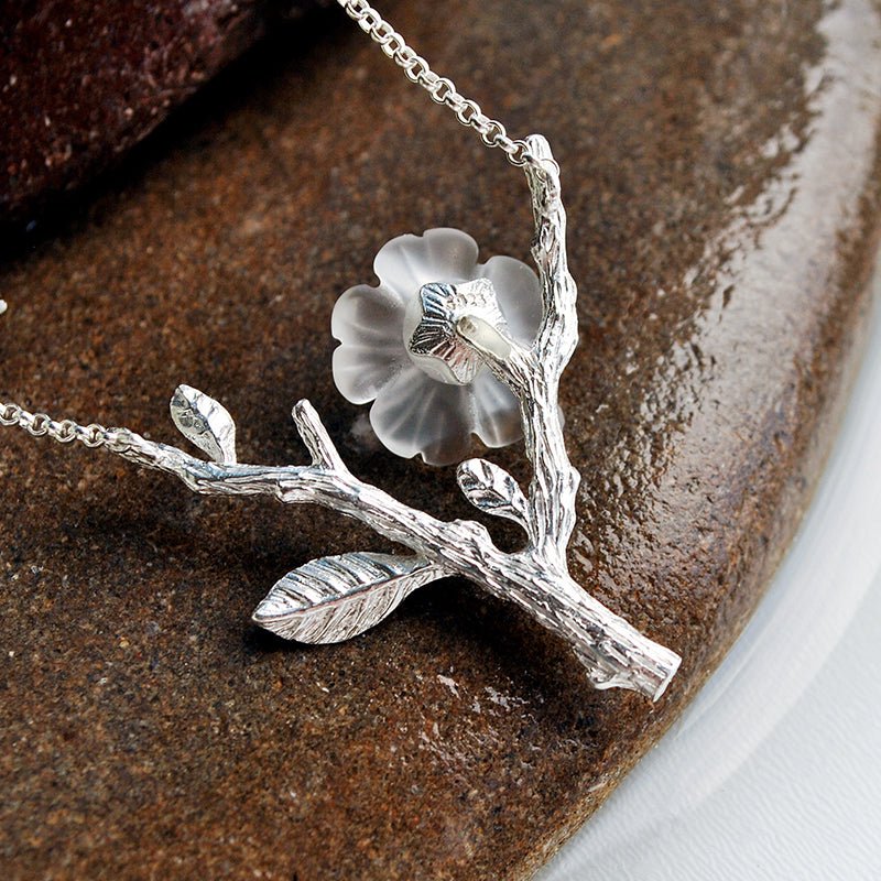 Rainy Flower - Handmade Necklace - MetalVoque