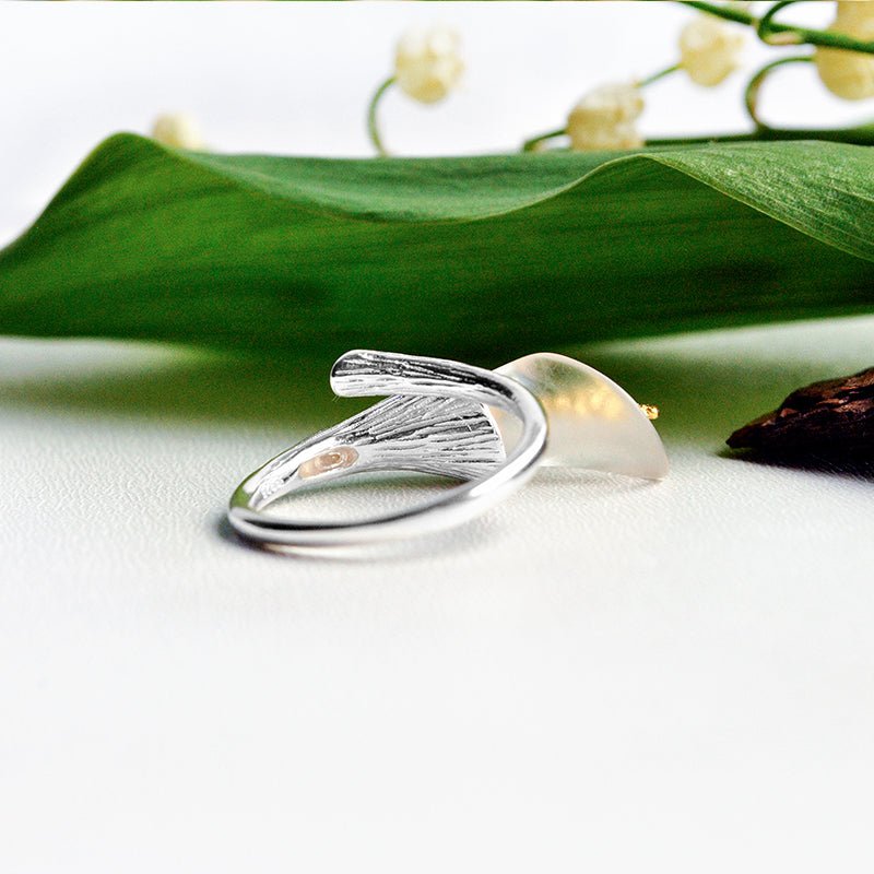 Calla Lily - Adjustable Ring - MetalVoque