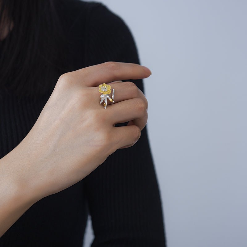 Winter Blossom - Adjustable Ring