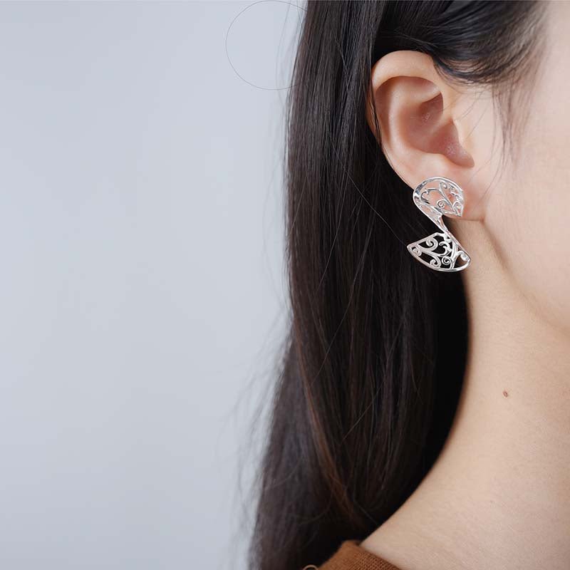 Classical Leaf - Dangle Earrings
