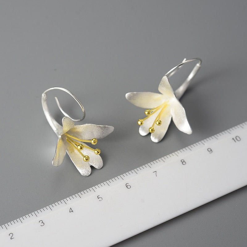 Blooming Lily - Dangle Earrings | NEW