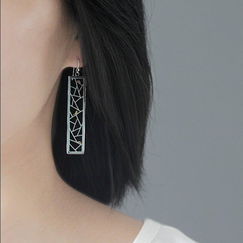 Outside my Window - Dangle Earrings | NEW - MetalVoque