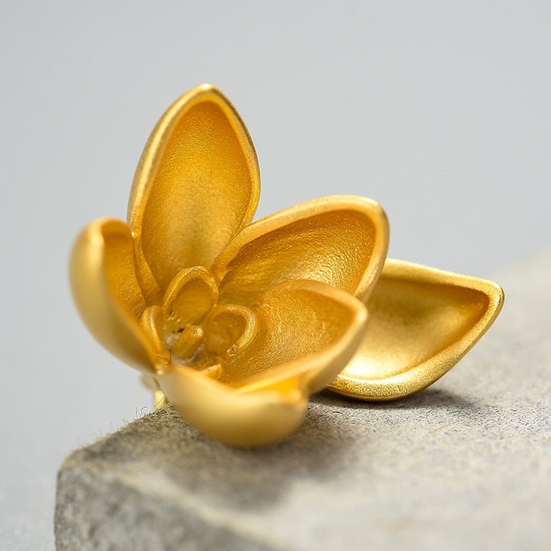 Magic Magnolia - Handmade Pendant