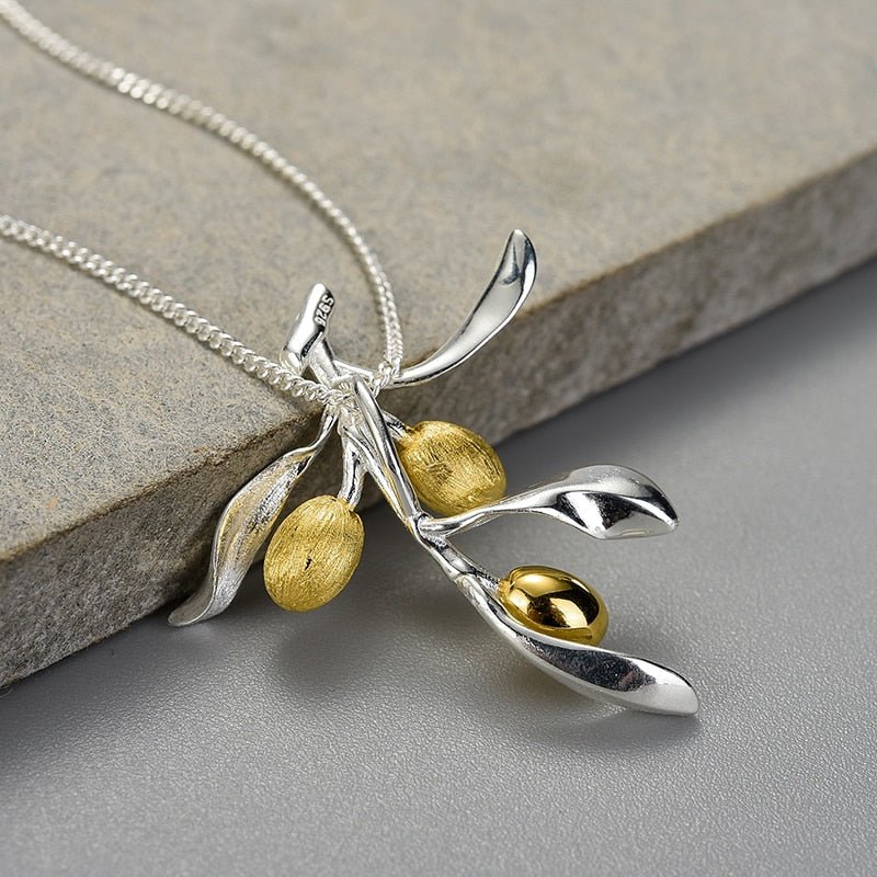 Olive Branch - Handmade Necklace | NEW - MetalVoque