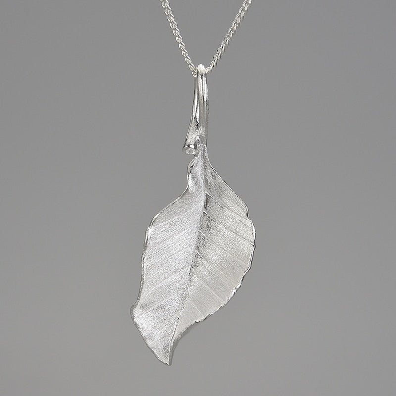 Autumn Leaf - Handmade Necklace | NEW - MetalVoque