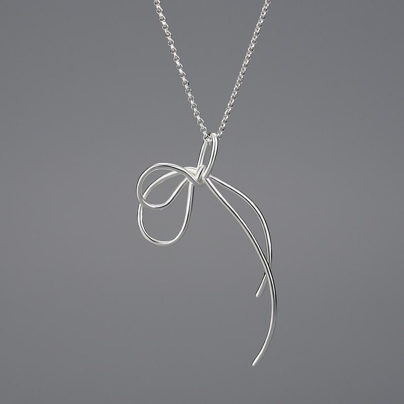 Shoelace Knot - Handmade Necklace
