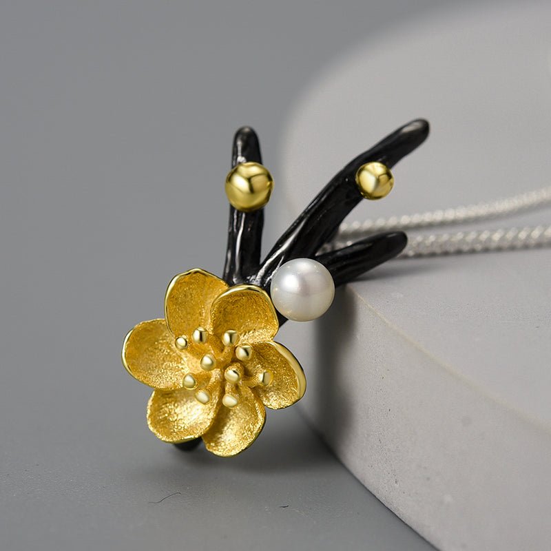 Winter Blossom - Handmade Necklace