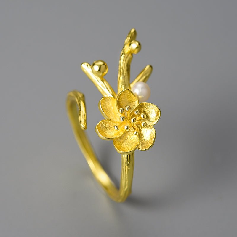 Winter Blossom - Adjustable Ring