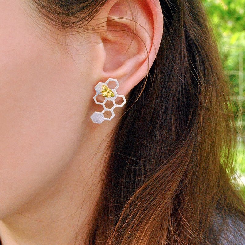 Honeycomb Guard - Stud Earrings - MetalVoque